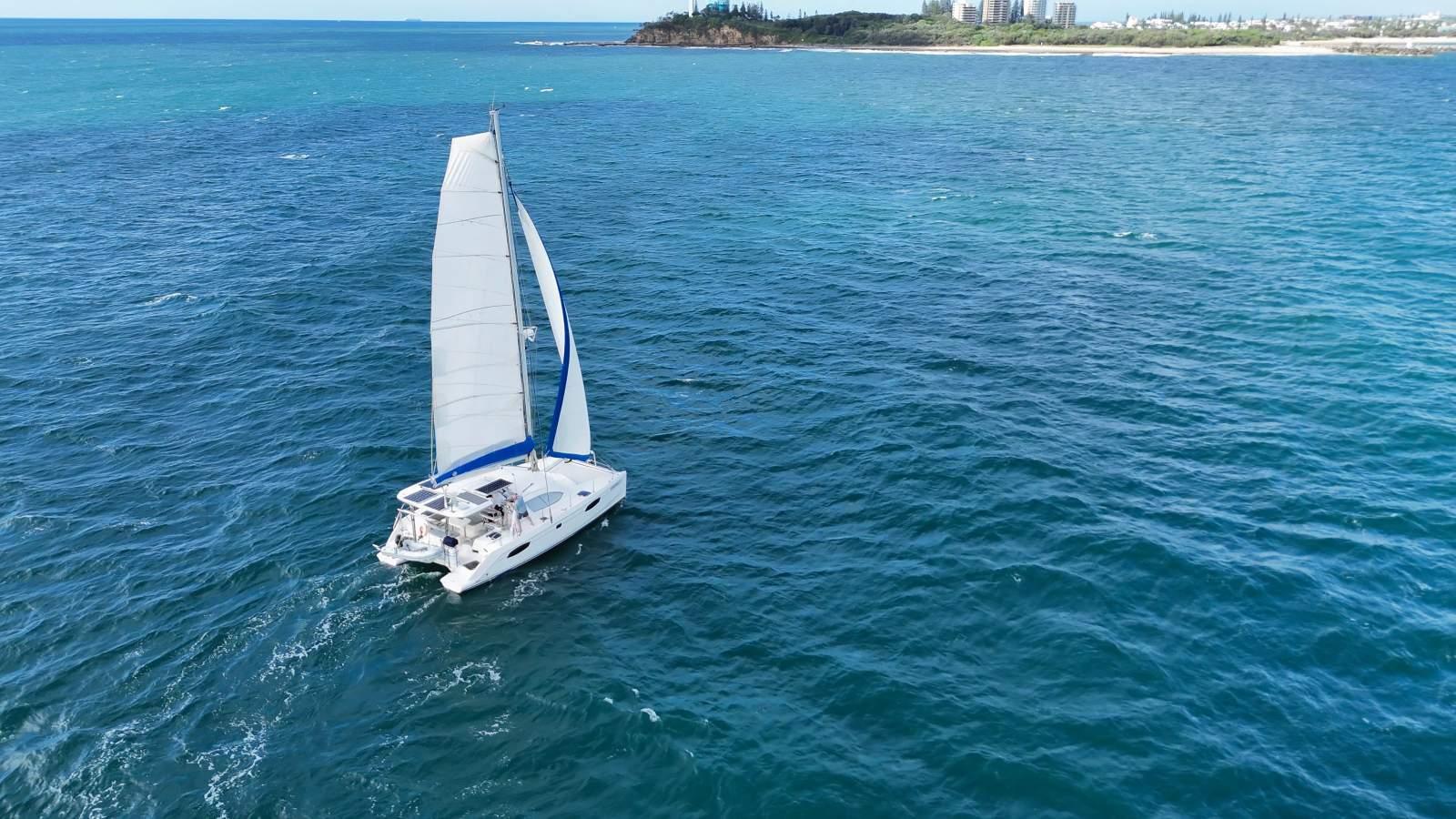 Leopard Catamarans 384, photo 2