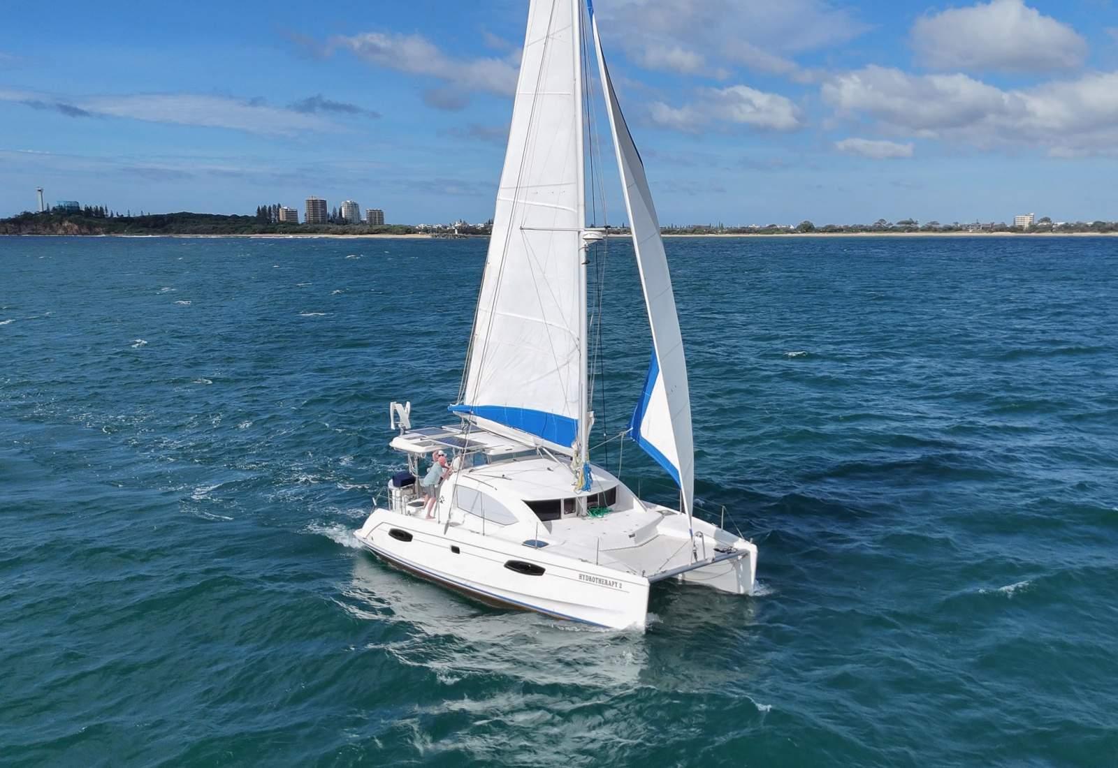 Leopard Catamarans 384, photo 6