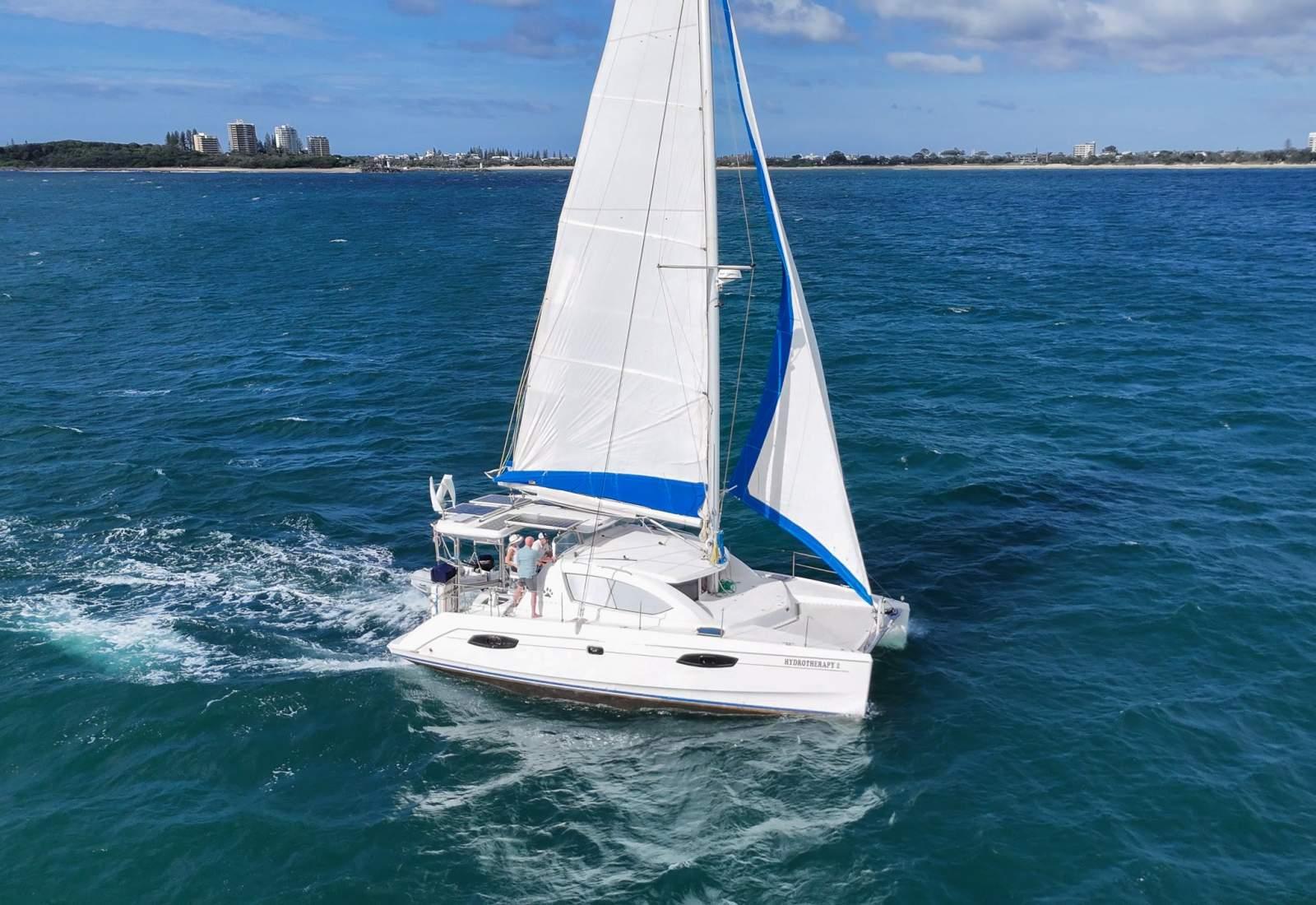 Leopard Catamarans 384, photo 7