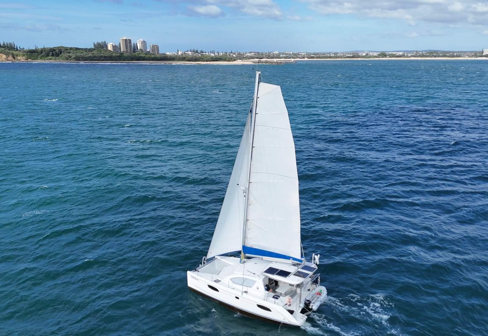 Leopard Catamarans 384, photo 8