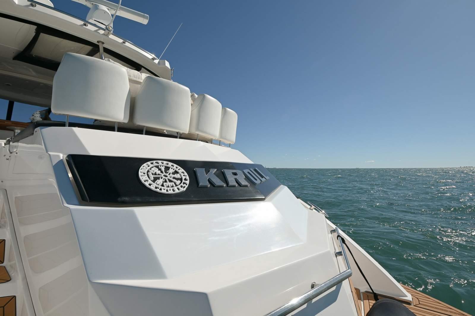 Regal 52 Sports Coupe, photo 9