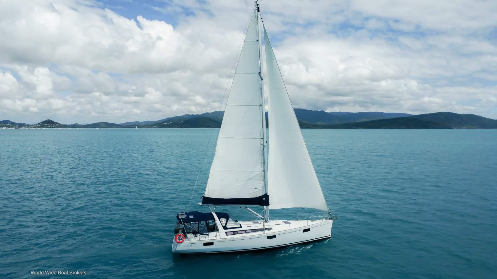 Beneteau Oceanis 48, photo 3