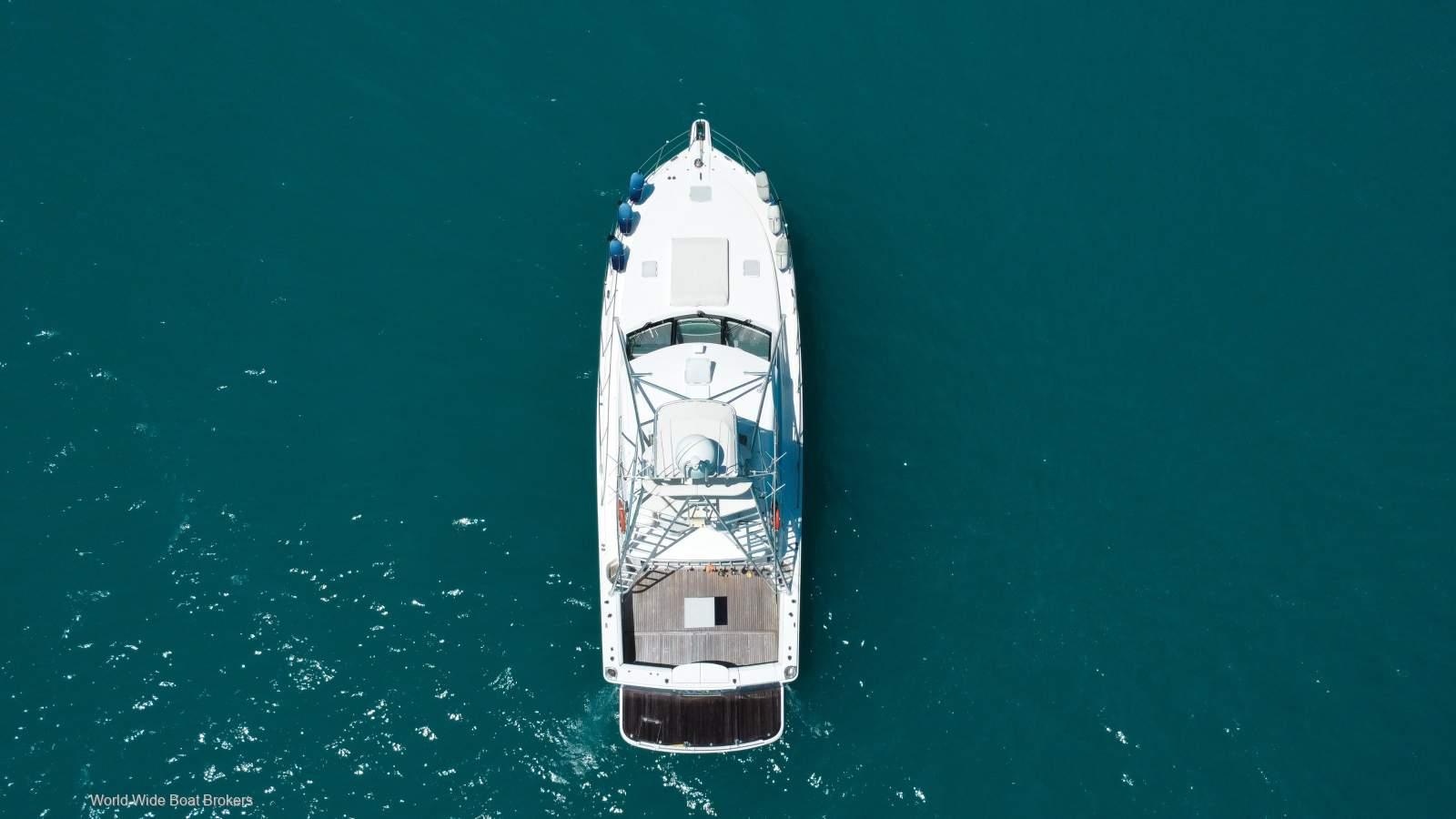Riviera 48 Offshore Express, photo 2