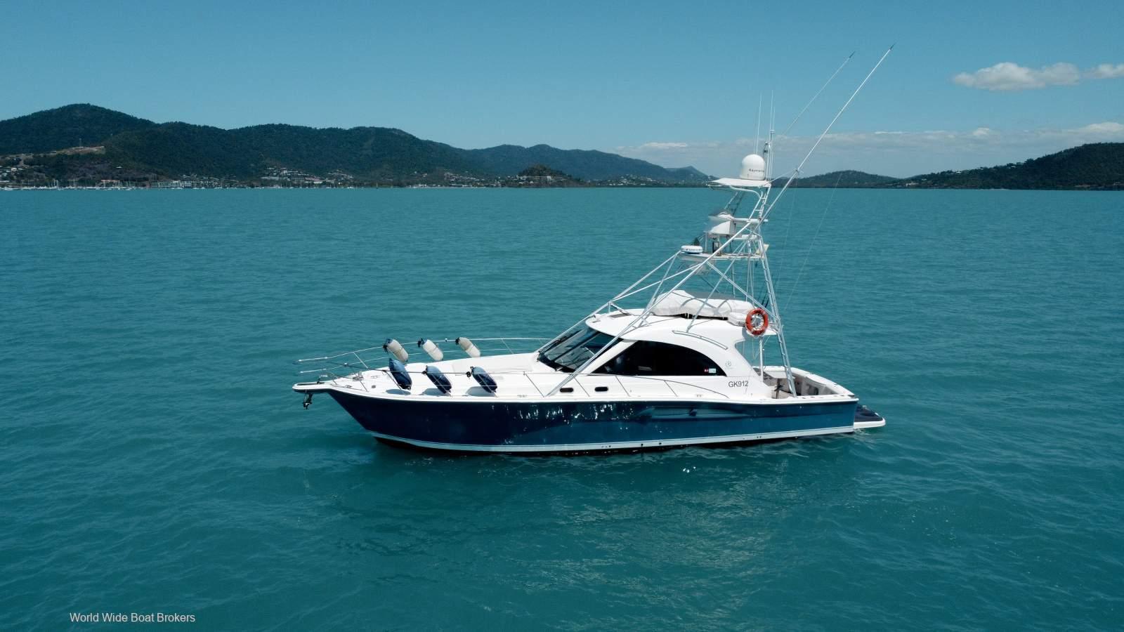 Riviera 48 Offshore Express, photo 6