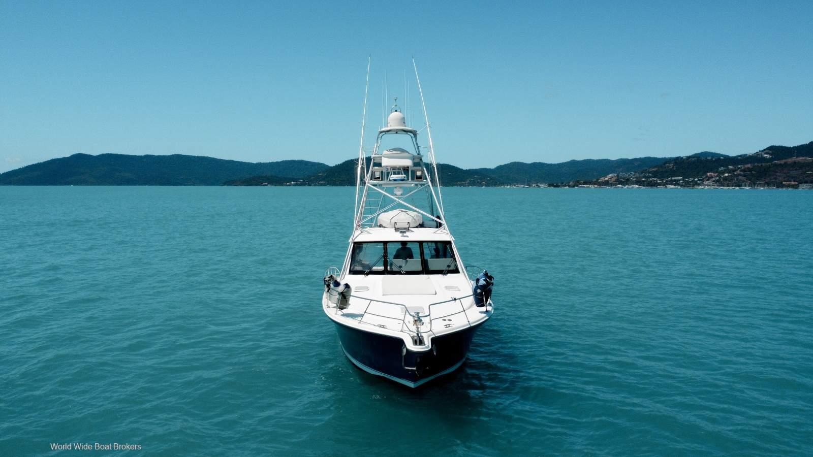 Riviera 48 Offshore Express, photo 8