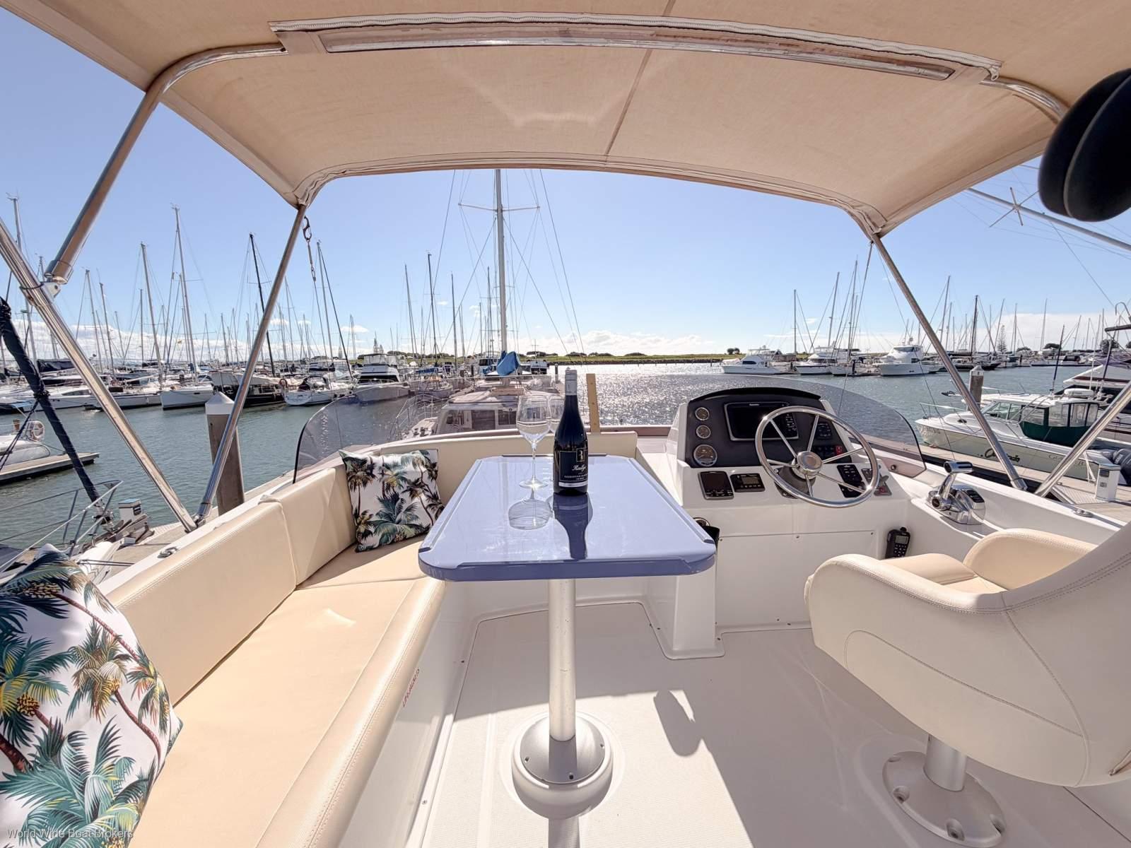 Beneteau Swift Trawler 34, photo 6