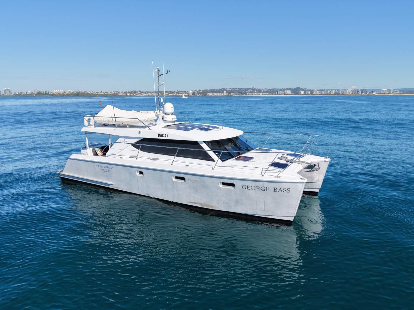Roger Hill Expedition 44 Powercat, photo 9