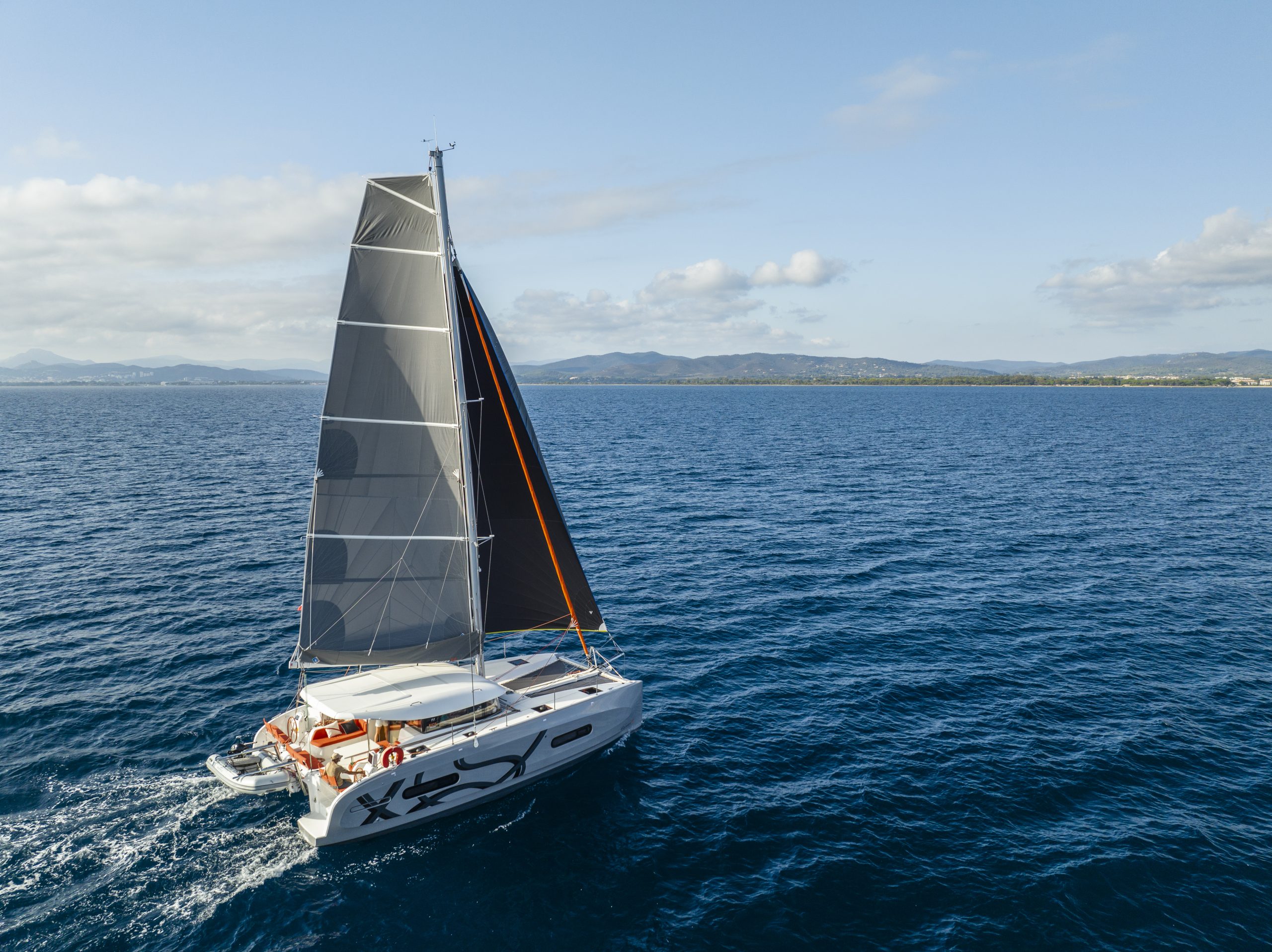 Excess 11, Exterior